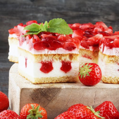 Strawberry Cake